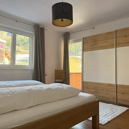 Апартаменты Berghaus Traumblick Бад Кляйнкирххайм