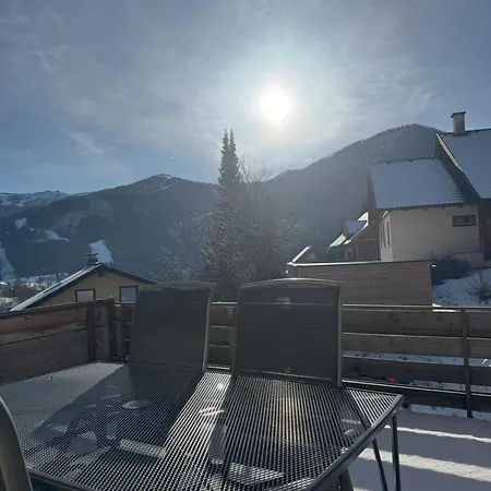 Апартаменты Berghaus Traumblick *